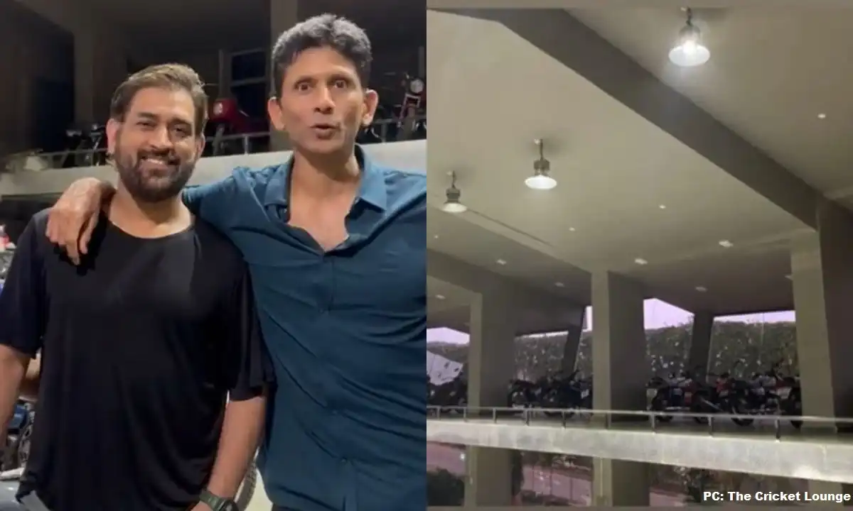 Venkatesh Prasad and MS Dhoni