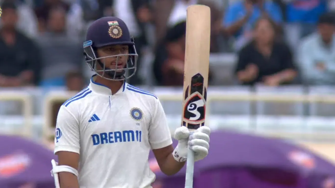 Yashasvi Jaiswal India on day 2 against England on 4th test